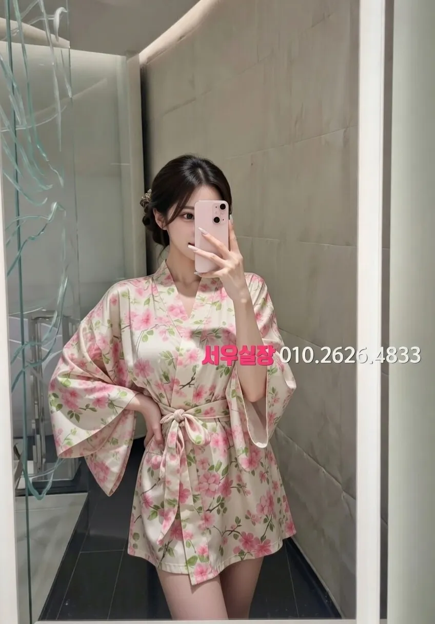 전북 다국적노래클럽 프리미엄 라인업 16번 프로필